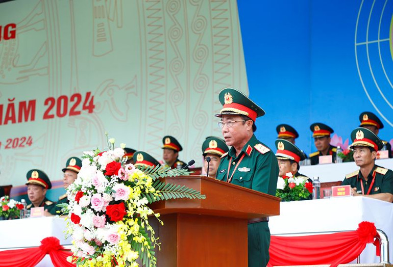 Trung tướng Thái Văn Minh phát biểu khai mạc Hội thao Thể thao quốc phòng năm 2024.