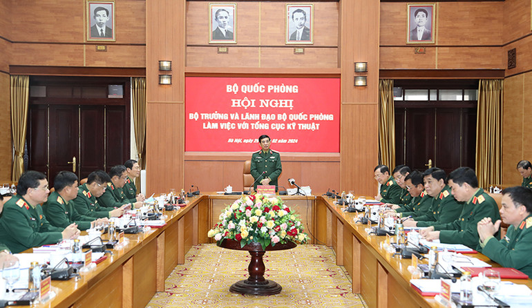 Quang cảnh buổi làm việc. Quang cảnh buổi làm việc.