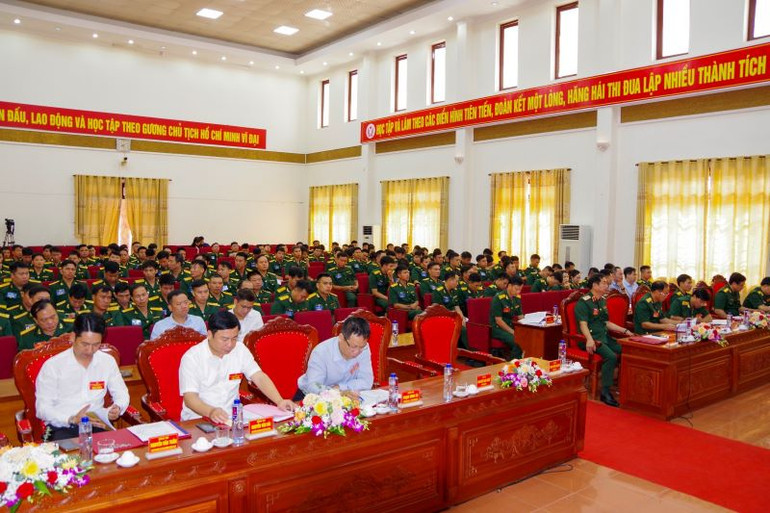 Các đại biểu dự đại hội. Các đại biểu dự đại hội.