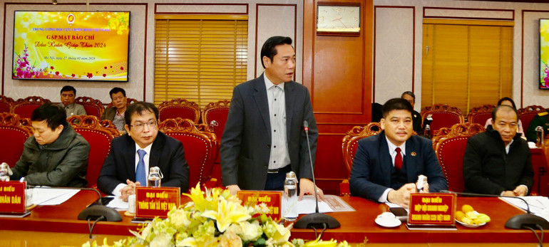 Các đại biểu tham dự buổi gặp mặt. Các đại biểu tham dự buổi gặp mặt.