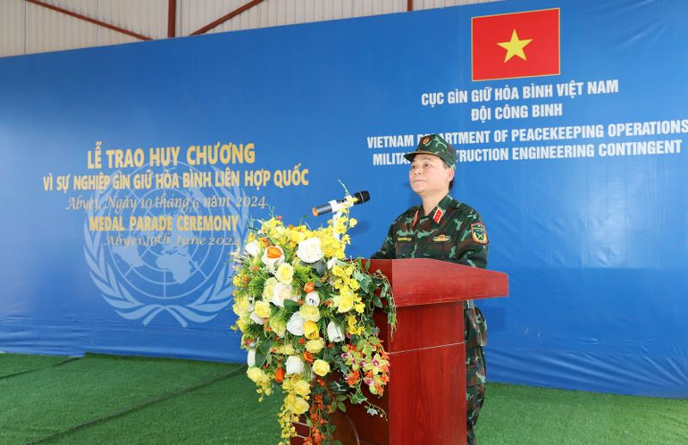 Trung tướng Phạm Trường Sơn phát biểu tại buổi lễ.