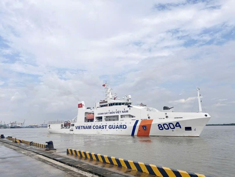 Tàu CSB 804 rời bến đưa đoàn công tác của Cảnh sát biển Việt Nam lên đường đi thăm và làm việc tại Hàn Quốc. Tàu CSB 804 rời bến đưa đoàn công tác của Cảnh sát biển Việt Nam lên đường đi thăm và làm việc tại Hàn Quốc.