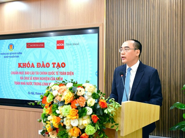 Phó Tổng Kiểm toán Nhà nước Bùi Quốc Dũng phát biểu.