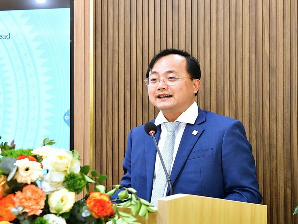 Ông Tô Huy Vũ phát biểu tại Lễ khai giảng.