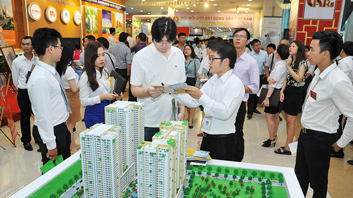 Thị trường bất động sản hiện nay thiếu phân khúc nhà ở bình dân.