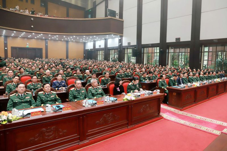 Các đại biểu tham dự buổi gặp mặt.