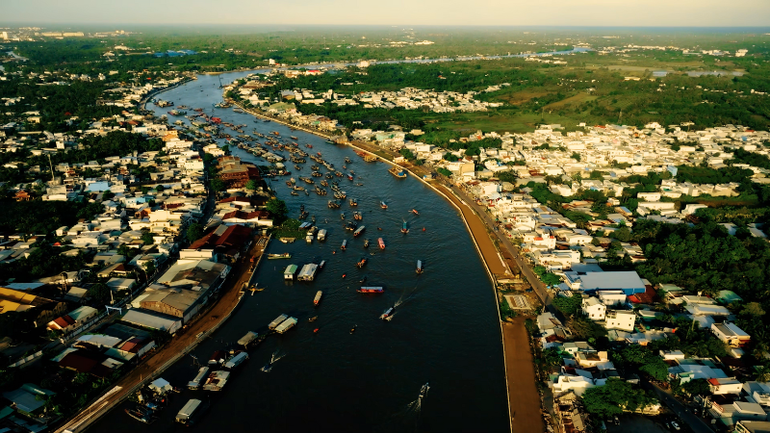 “Văn hóa Chợ nổi Cái Răng” - Di sản văn hóa phi vật thể Quốc gia. (Ảnh: NGỌC HÂN) “Văn hóa Chợ nổi Cái Răng” - Di sản văn hóa phi vật thể Quốc gia. (Ảnh: NGỌC HÂN)