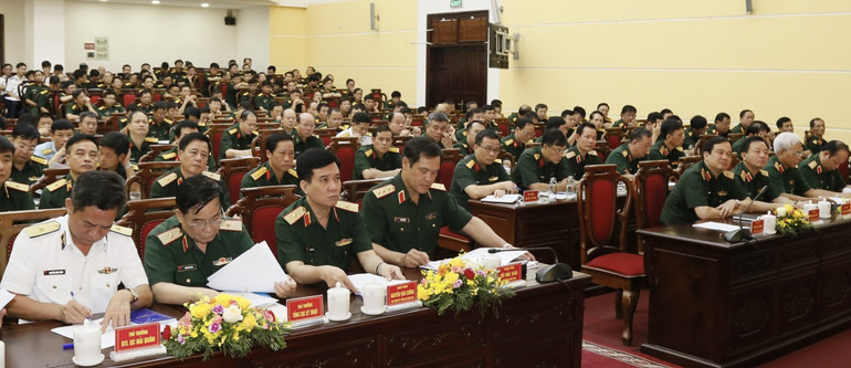 Các đại biểu dự hội nghị.