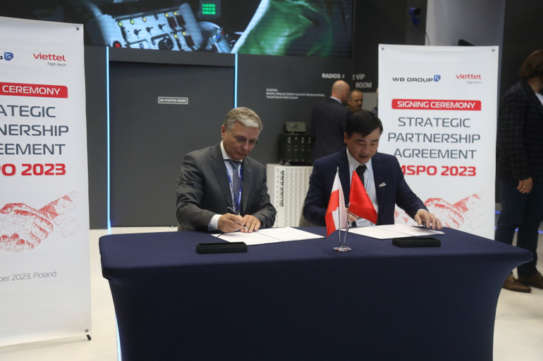 Lễ ký kết Hợp tác chiến lược giữa Viettel và WB Group.