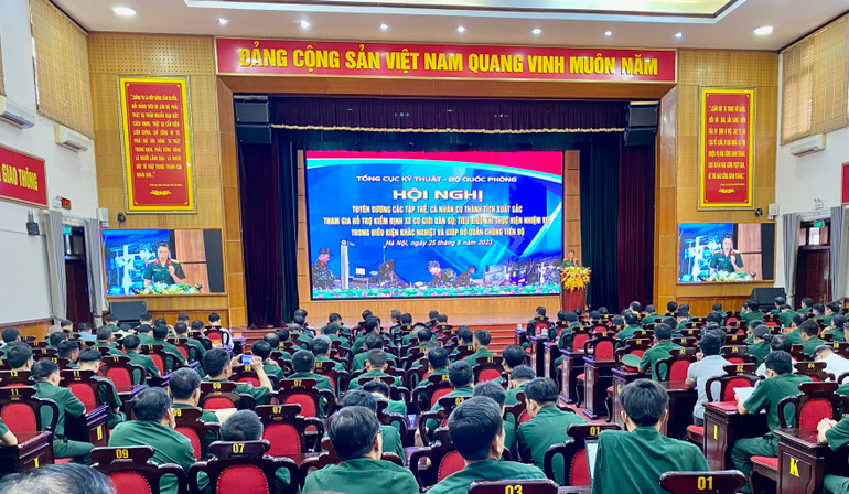 Quang cảnh hội nghị.