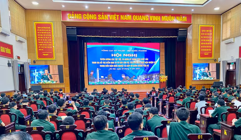 Quang cảnh hội nghị.