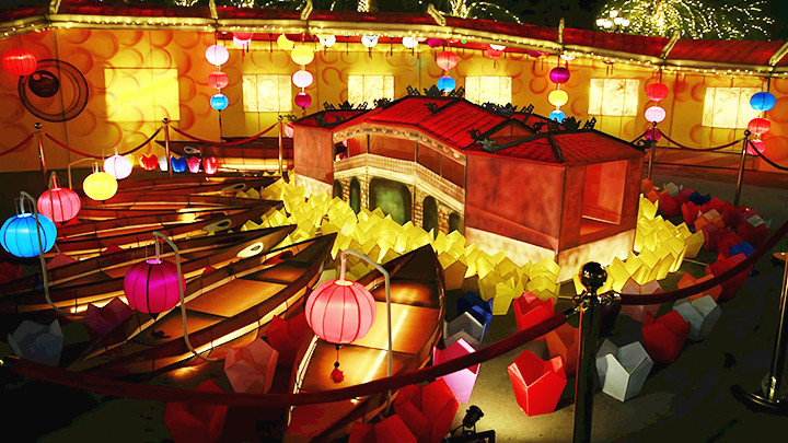 Đèn lồng “Sắc mầu Hội An” trong tác phẩm “Hồn thiêng Đất Việt”. Ảnh: NVCC