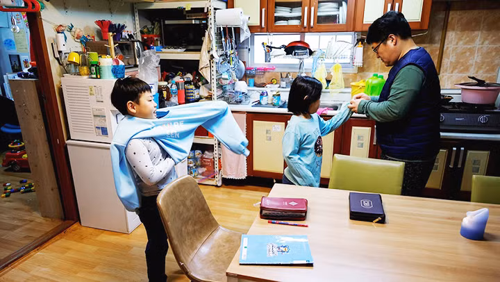 Nhiều chính sách khuyến khích sinh con ở Hàn Quốc đã cho thấy tác dụng. Ảnh: REUTERS