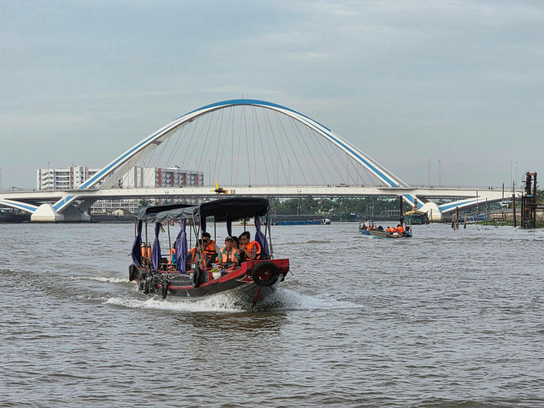 Điểm đến ưa thích cho du khách khi đến Cần Thơ. Điểm đến ưa thích cho du khách khi đến Cần Thơ.