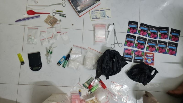 Ma túy các loại mà các đối tượng mua bán và tàng trữ.