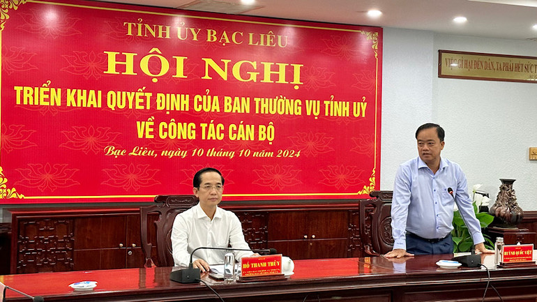 Đồng chí Huỳnh Quốc Việt, Phó Bí thư Thường trực Tỉnh ủy Bạc Liêu phát biểu chỉ đạo tại Hội nghị triển khai quyết định của Ban Thường vụ Tỉnh ủy về công tác cán bộ. (Ảnh: TRỌNG DUY) Đồng chí Huỳnh Quốc Việt, Phó Bí thư Thường trực Tỉnh ủy Bạc Liêu phát biểu chỉ đạo tại Hội nghị triển khai quyết định của Ban Thường vụ Tỉnh ủy về công tác cán bộ. (Ảnh: TRỌNG DUY)