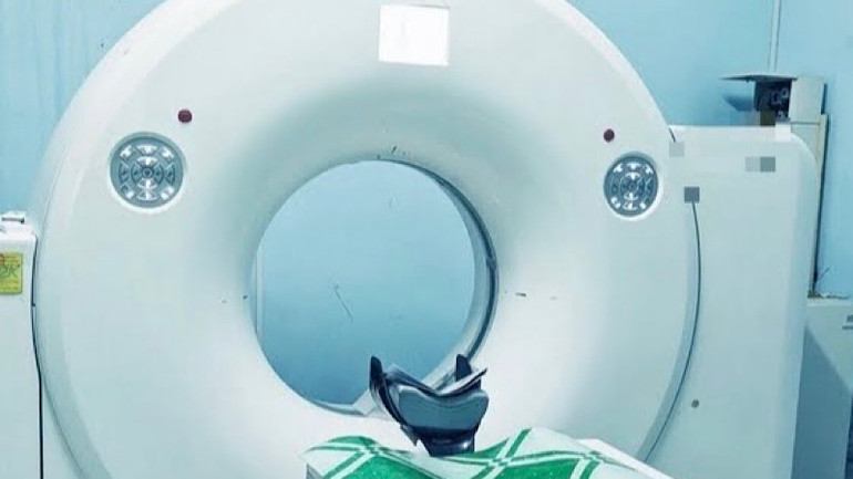 Máy CT 16 lát cắt (gói thầu số 21) trị giá gần 15 tỷ đồng tại Bệnh viện đa khoa thị xã Giá Rai, tỉnh Bạc Liêu, do Công ty AIC cung cấp. (Ảnh: CTV)