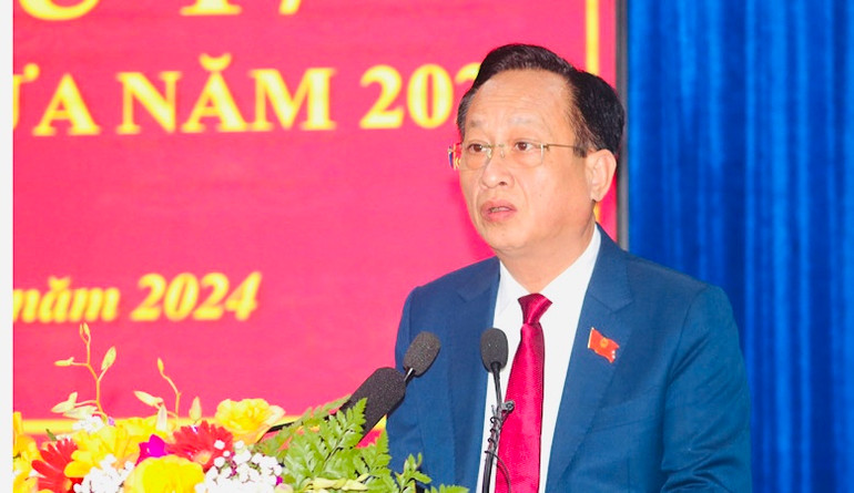 Chủ tịch Ủy ban nhân dân tỉnh Bạc Liêu Phạm Văn Thiều nêu những thuận lợi, khó khăn và nỗ lực của tỉnh đến hết năm 2024, nhằm thực hiện thắng lợi các mục tiêu phát triển kinh tế-xã hội.