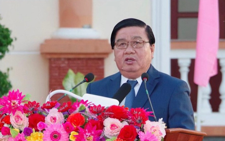 Đồng chí Đỗ Minh Thắng, Chủ tịch Ủy ban nhân dân thị xã Giá Rai (Bạc Liêu) phát biểu tại lễ giao quân năm 2024 của thị xã.