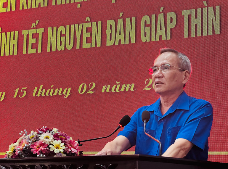 Bí thư Tỉnh ủy Bạc Liêu Lữ Văn Hùng yêu cầu lãnh đạo các cấp, các ngành trong tỉnh khắc phục ngay tình trạng &quot;Tháng Giêng là tháng ăn chơi&quot;, cần tạo chuyển biến mới ngay từ đầu năm. (Ảnh: TRỌNG DUY)