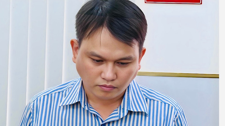 Bị can Phan Quang Nghệ.