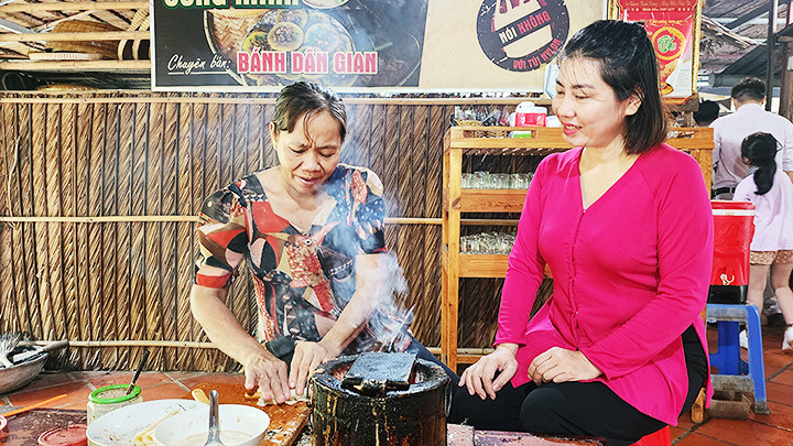 Cá lóc bay là một trong những điểm nhấn của du lịch Cồn Sơn.