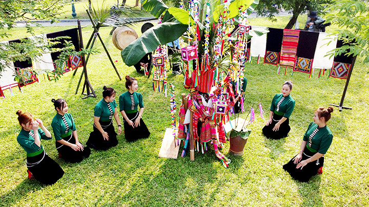 Lễ hội mang giá trị về mặt tín ngưỡng cũng như nghệ thuật đặc sắc.