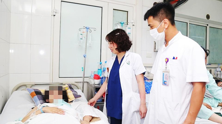 Hệ thống khám, chữa bệnh BHYT ngày càng mở rộng và nâng cao chất lượng. Hệ thống khám, chữa bệnh BHYT ngày càng mở rộng và nâng cao chất lượng.