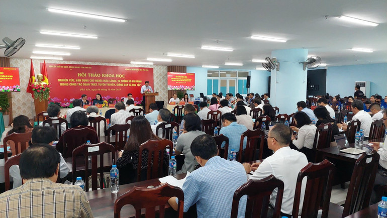 Quang cảnh hội thảo.