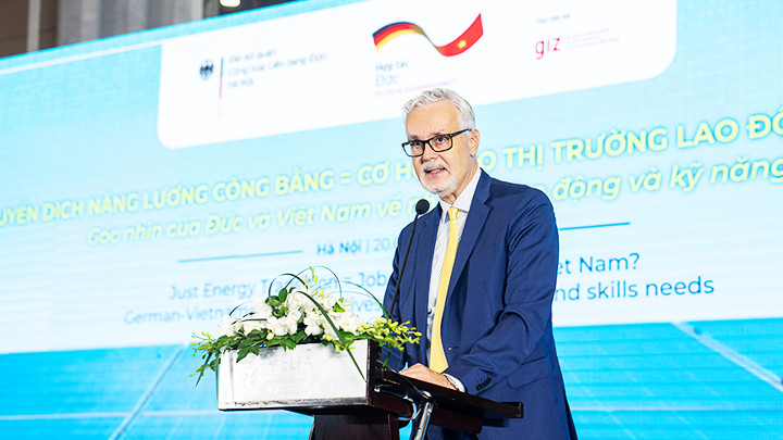 Đại sứ Đức tại Việt Nam, TS Guido Hildner.