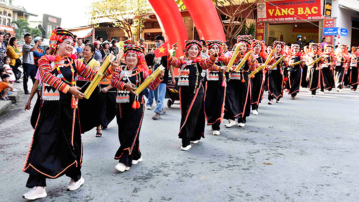 Nghi thức, trò chơi dân gian của các dân tộc huyện Mường Tè.