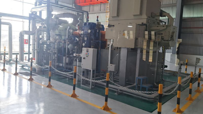 Tua bin phát điện tại Nhà máy đốt rác phát điện 5MW. Tua bin phát điện tại Nhà máy đốt rác phát điện 5MW.