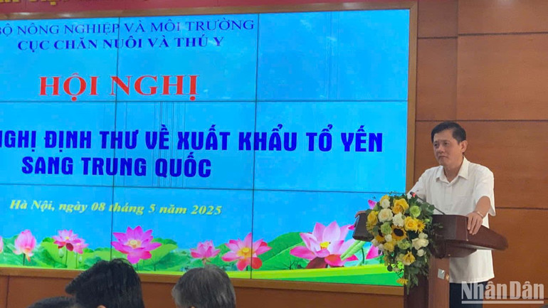 Ông Dương Tất Thắng, Cục trưởng Cục Chăn nuôi và Thú y, nhấn mạnh cần phát triển thị trường gắn với đổi mới công nghệ và đa dạng hóa sản phẩm. Ông Dương Tất Thắng, Cục trưởng Cục Chăn nuôi và Thú y, nhấn mạnh cần phát triển thị trường gắn với đổi mới công nghệ và đa dạng hóa sản phẩm.