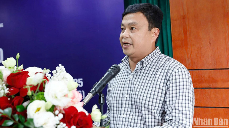 Ông Nguyễn Hồng Hải, Phó Cục trưởng Cục Biển và Hải đảo Việt Nam thông tin về Tuần lễ biển và hải đảo Việt Nam 2025 diễn ra tại Quảng Bình. Ông Nguyễn Hồng Hải, Phó Cục trưởng Cục Biển và Hải đảo Việt Nam thông tin về Tuần lễ biển và hải đảo Việt Nam 2025 diễn ra tại Quảng Bình.