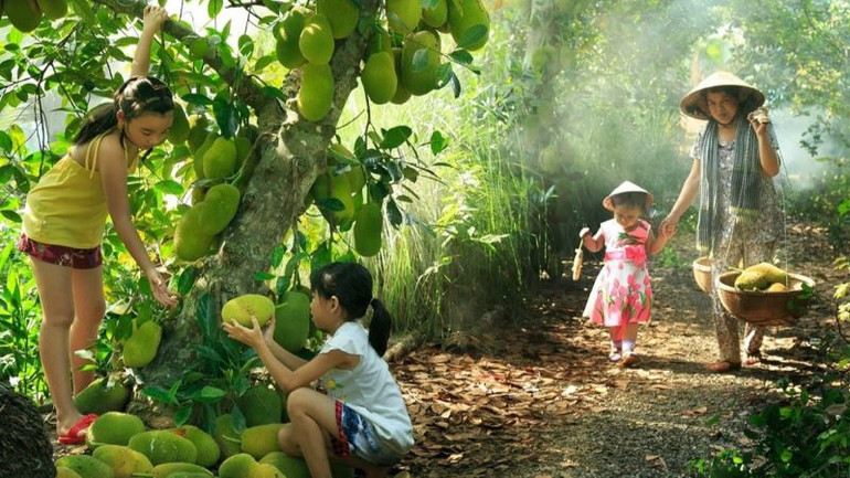 Mít tố nữ ở Lái Thiêu, thành phố Thuận An, tỉnh Bình Dương. (Ảnh: TRẦN TÌNH)