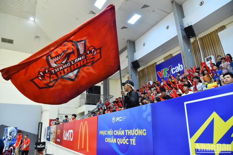 Với thể thức thi đấu tập trung tại thành phố Hà Nội trong giai đoạn đầu của mùa giải năm nay, hai đội bóng Thủ đô là Thang Long Warriors và Hanoi Buffaloes đều nhận được sự cổ vũ nhiệt tình của đông đảo cổ động viên cùng những khán giả yêu trái bóng cam dù được xếp vị chủ nhà hay đội khách tại mỗi trận đấu.