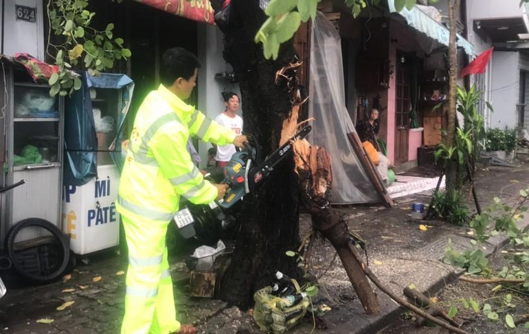 Thừa Thiên Huế có mưa to đến rất to, gió giật cấp 7-9. (Ảnh: CÔNG HẬU)