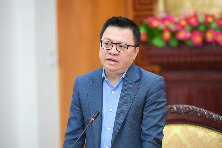 Đồng chí Lê Quốc Minh - Tổng Biên tập Báo Nhân Dân phát biểu tại buổi làm việc. (Ảnh: THÀNH ĐẠT) Đồng chí Lê Quốc Minh - Tổng Biên tập Báo Nhân Dân phát biểu tại buổi làm việc. (Ảnh: THÀNH ĐẠT)