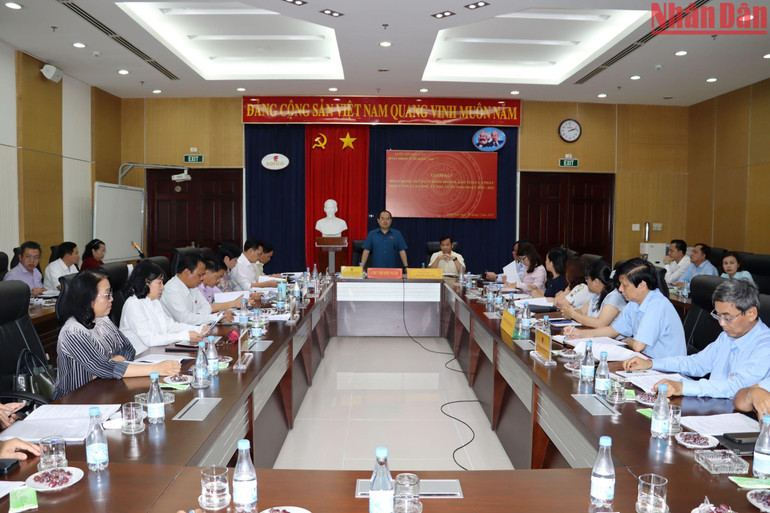 Quang cảnh buổi giám sát.