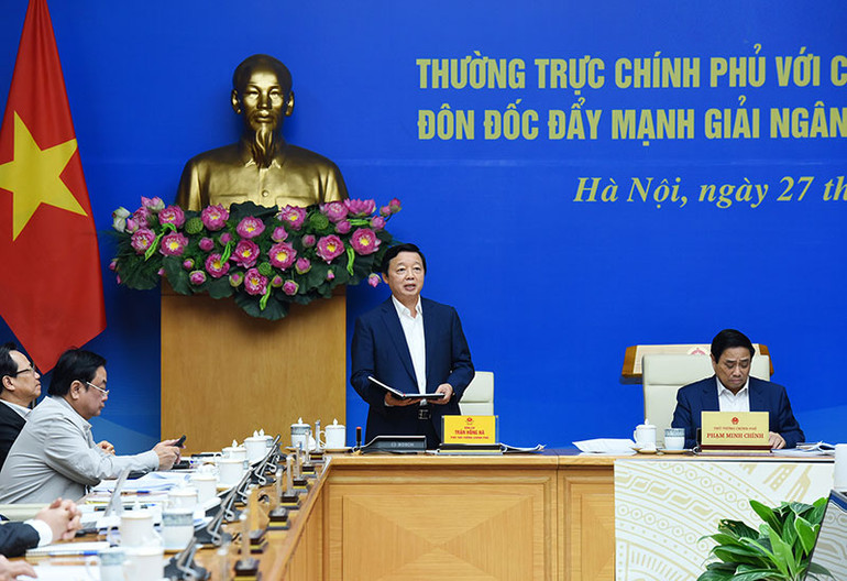 Phó Thủ tướng Trần Hồng Hà phát biểu.