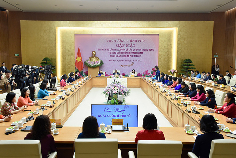 Quang cảnh buổi gặp mặt. (Ảnh: TRẦN HẢI)