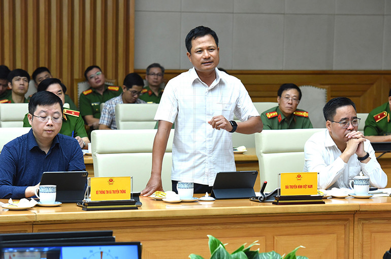 Đại diện lãnh đạo Đài Truyền hình Việt Nam phát biểu.