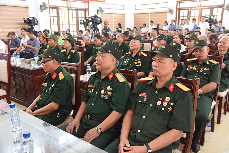 Các đại biểu tại buổi gặp mặt.