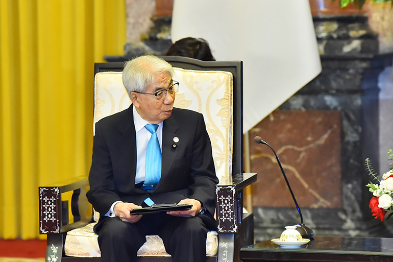 Chủ tịch Thượng viện Nhật Bản Otsuji Hidehisa đáp từ Chủ tịch nước Võ Văn Thưởng tại buổi tiếp.