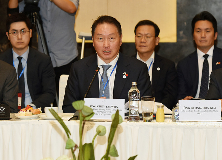 Chủ tịch Phòng Thương mại và Công nghiệp Hàn Quốc (KCCI) Chay Taewon phát biểu. (Ảnh: TRẦN HẢI)