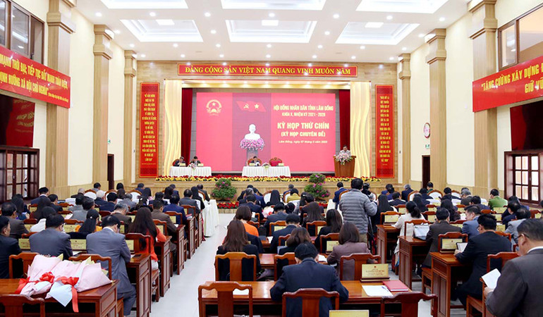 Quang cảnh kỳ họp.