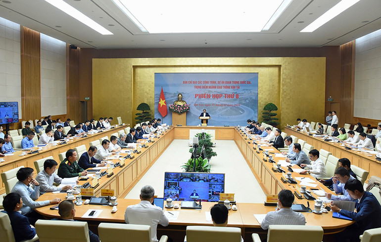 Quang cảnh phiên họp.