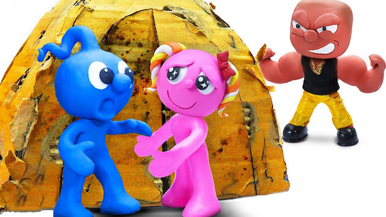 Tạo hình nhân vật Clay Mixer được thực hiện bằng đất sét, giấy, vải...(Ảnh: Sconnect Việt Nam)