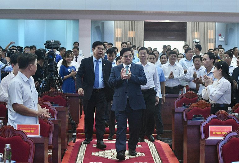 Thủ tướng Phạm Minh Chính dự Hội nghị công bố Quy hoạch và xúc tiến đầu tư tỉnh Cà Mau.
