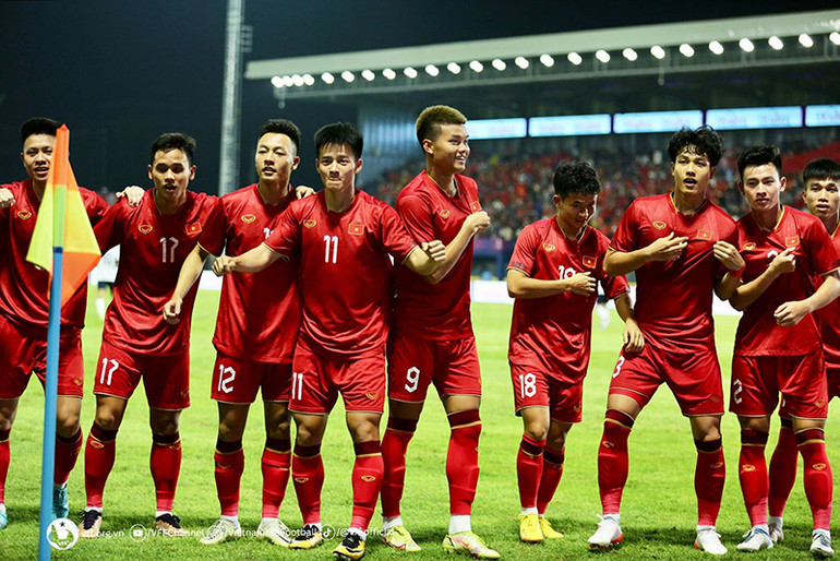 Các tuyển thủ U22 Việt Nam ăn mừng chiến thắng đầu tiên trước U22 Lào. (Ảnh: VFF)